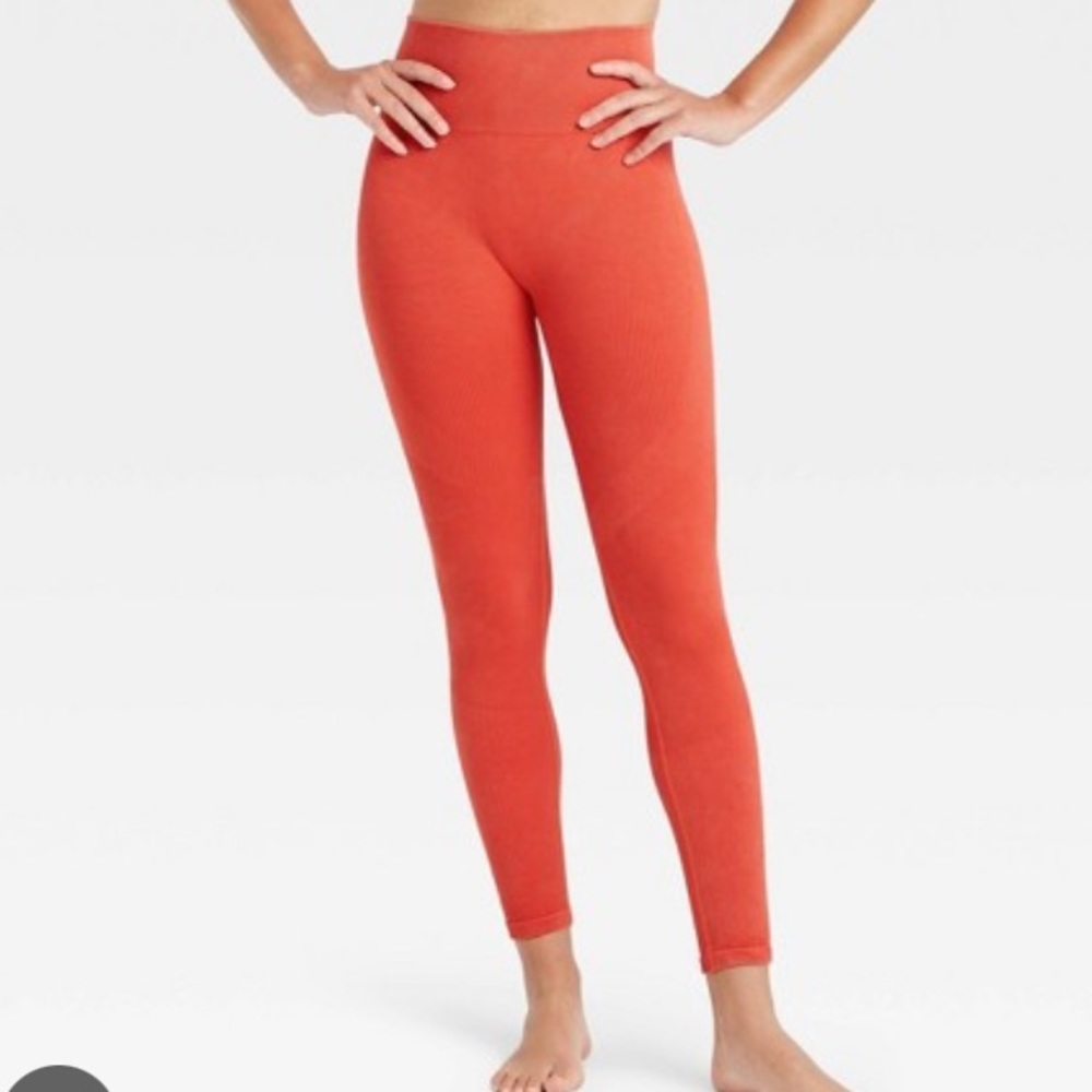 NEW Red JoyLab Seamless Cable Knit High Waisted Deep Red Leggings 7/8 Length - Picture 2 of 8